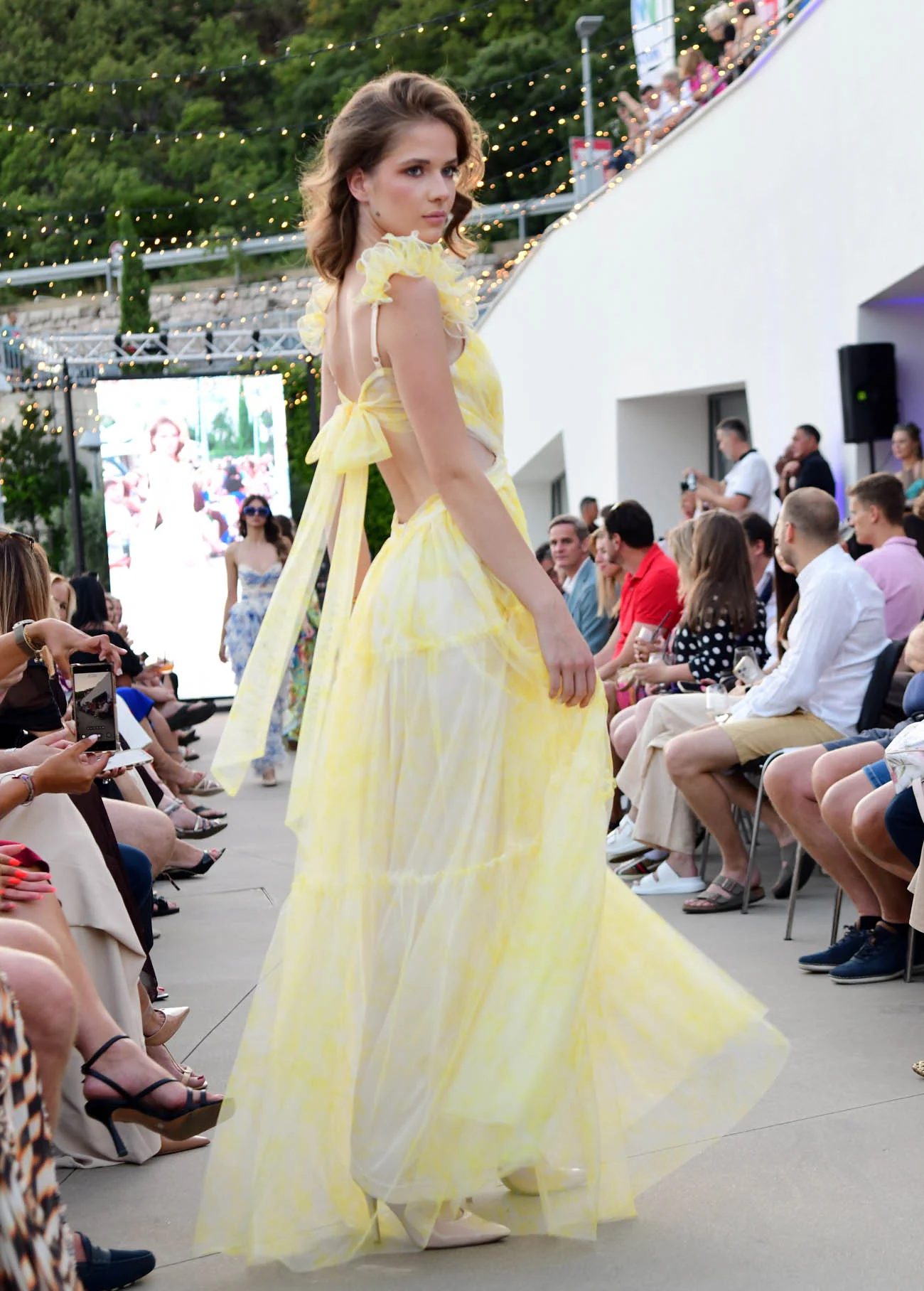 Selin-Boutique-Mitan-fashion-show